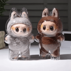 Coque de protection peluche Labubu – Pratique et adorable, deux adorables figurines en peluche.