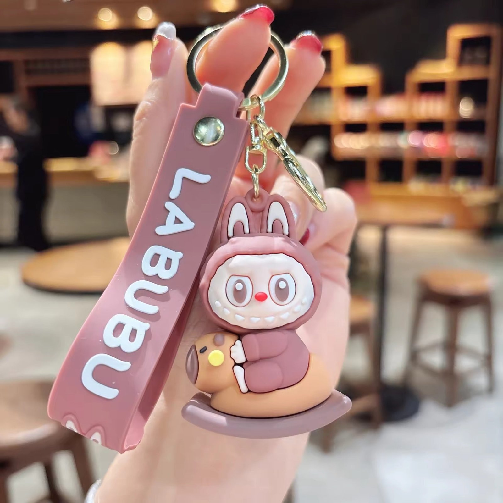 Porte-clés Labubu – Accessoire mignon pour clés, sacs et déco, figurine originale et tendance.
