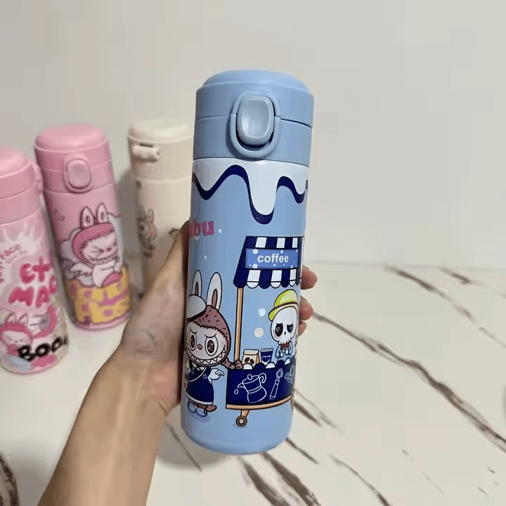 Thermos Labubu – L’Allié Mignon de Vos Journées ! avec design coloré et personnages mignons, idéal pour garder les boissons au chaud.