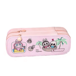 Trousse Labubu multifonction la rentrée avec style ! avec design coloré et motifs de personnages ludiques.